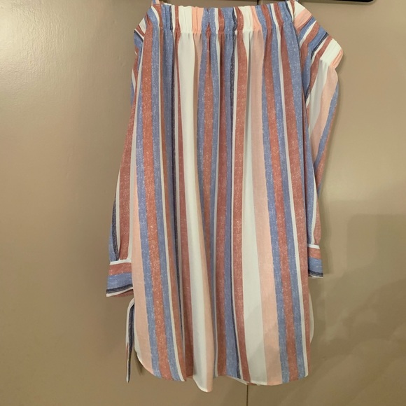 Stripped blouse - Picture 2 of 2